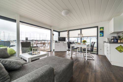 Innenansicht Hausboot Baltic Sea Resort